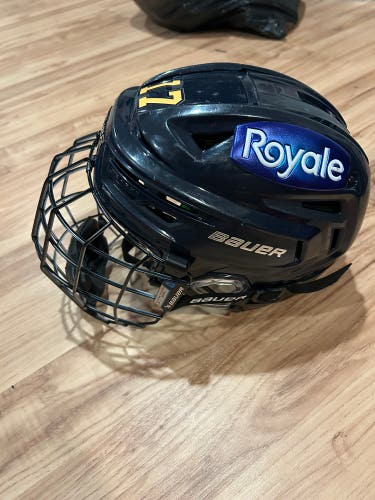 Medium Bauer Re-Akt 155 Helmet Pro Stock (Used)