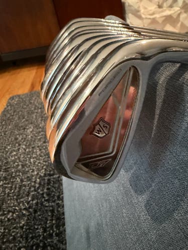 2019 Wilson Staff D7 Forged Right Handed Iron Set Stiff Flex (9 Clubs) #3 - #9, PW, GW (Used)