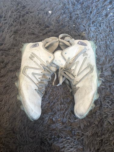 White Men's Size M 12.0 (W 13.0) Adult New Balance Freeze 4.0 High Top Molded Cleats (Used)