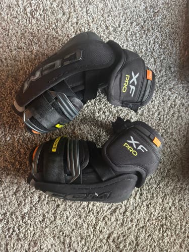 Senior Medium CCM Tacks XF Pro Elbow Pads Pro Stock