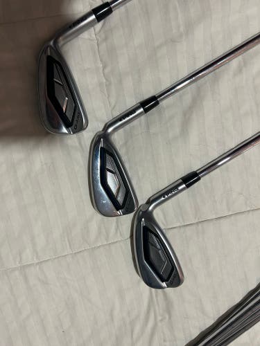 Men's Ping G440 Right Handed Iron Set Stiff Flex (7 Clubs) #5 - #9, PW, U ( barely used )