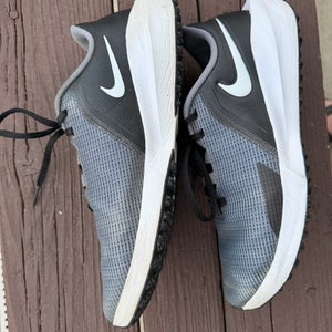 Men's Size M 9.0 (W 10.0) Nike Golf Shoes (Used)