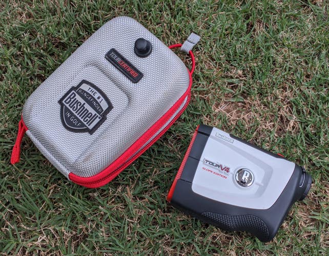 Bushnell Tour V4 Slope Edition Rangefinder With Case (Very Lightly Used) works perfectly
