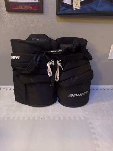Senior XL Bauer Pro Hockey Goalie Pants (Used)