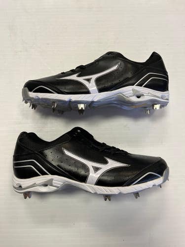Used Mizuno Senior 11.5 Baseball And Softball Cleats 11860-c000245516