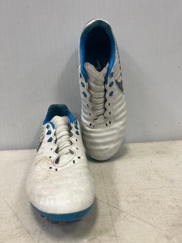 Used Nike Junior 05.5 Cleat Soccer Outdoor Cleats 11860-c000256685