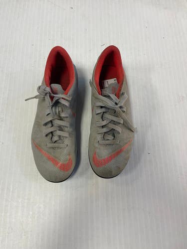 Used Nike Junior 04 Cleat Soccer Outdoor Cleats 11860-c000271300