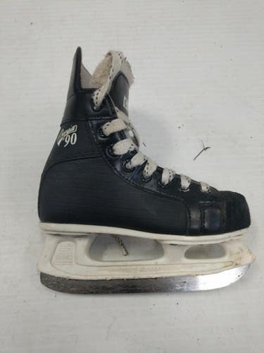 Used Ccm Champion 90 Youth 13.0 Ice Hockey Skates 11860-s000262805