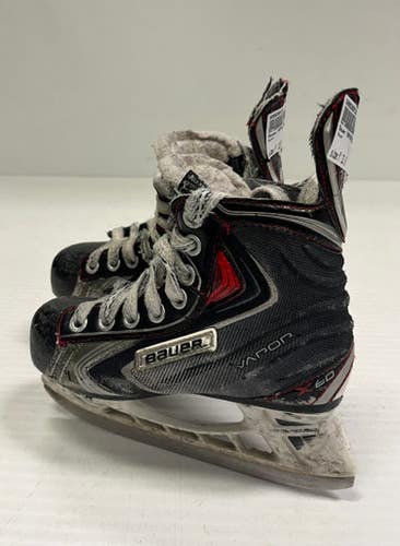 Used Bauer Vapor X60 Youth 13.0 Ice Hockey Skates 11860-s000269120