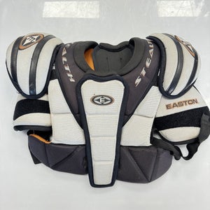 Used Easton Stealth Junior Shoulder Pads Md 11860-s000303740