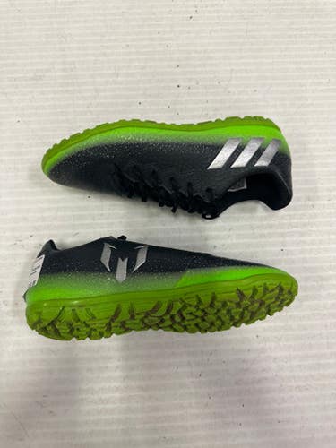 Used Adidas Junior 04.5 Indoor Soccer Turf Shoes 11860-s000277792