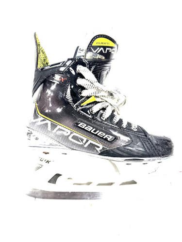 Used Bauer 3x Intermediate Hockey Skate Intermediate 3.5 11860-s000296639