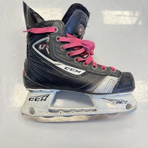 Used Ccm U+ 06 Junior Hockey Skate Junior 02.5 11860-s000303927
