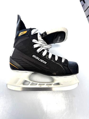 Used Bauer Supreme 140 Junior Hockey Skate Junior 04 11860-s000309668