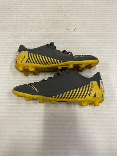 Used Nike Junior 05 Cleat Soccer Outdoor Cleats 11860-c000276830
