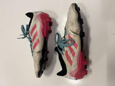 Used Nike Soccer Cleats White Junior 05 11860-s000290756