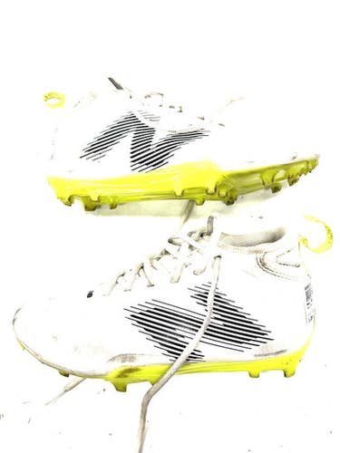 Used New Balance Lax Cleats Boys White Junior 05.5 11860-s000302776