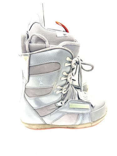 Used Burton Progression Womens Snowboard Boots Grey Senior 8 11860-s000302949
