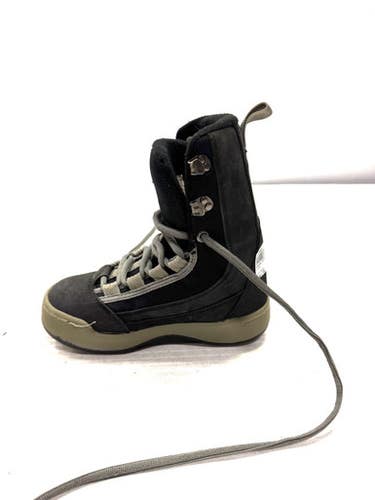 Used Vision Classic Boys Snowboard Boots Black Junior 04 11860-s000286824