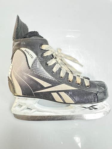 Used Reebok 1k Junior Hockey Skate Junior 03 11860-c000303499