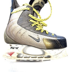 Used Nike Intermediate Hockey Skate Intermediate 5.5 11860-s000309142