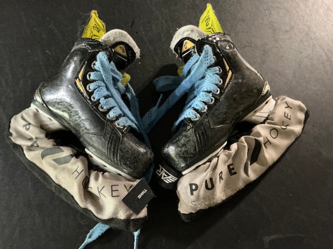 Bauer Supreme 2S Pro Hockey Skates 11 (Used)