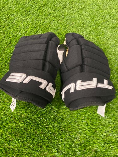 True Pro 4 Roll Gloves | 13"