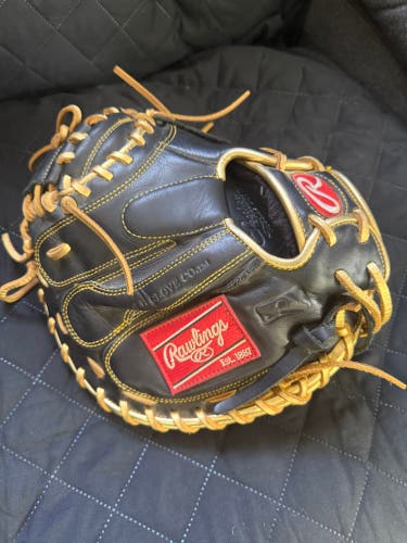 Rawlings Gold Glove Elite RH Catcher's Glove 32.5" (Used)