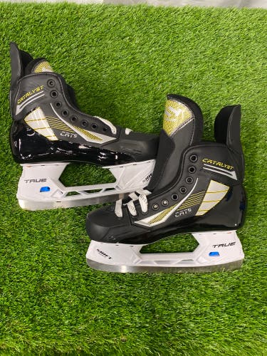 True Catalyst 5 Hockey Skates | Senior Size 8