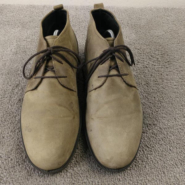 ECCO Chukka Boots mens Size 43 EU Shoes Leather Suede Beige  display picture 1