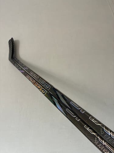 *2 Pack* of New 70 Flex P88 Senior Bauer Nexus Tracer Right Hand Pro Stock Hockey Sticks - Black