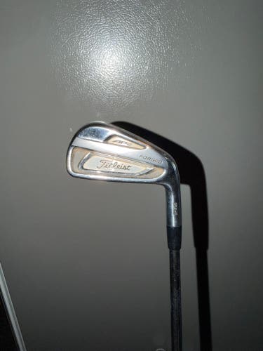 2014 Titleist 714 AP2 4-W Iron Set Regular Flex Graphite/Steel Shaft (Used)(NEW GRIPS)