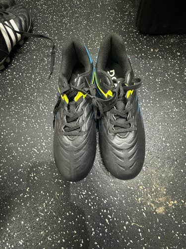 Used Soccer Cleats Black Senior 5 11849-s000027429