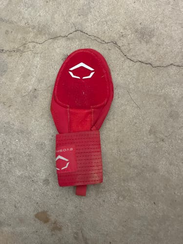 Red Junior EvoShield Sliding Mitt (Used)