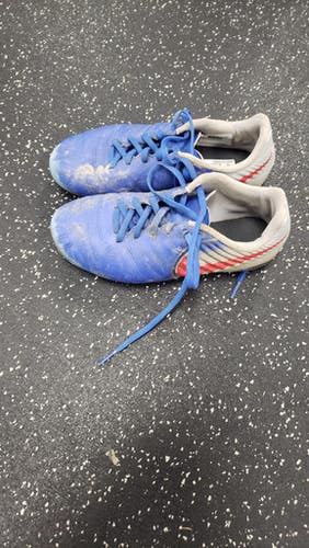 Used Nike Tiempo Soccer Cleats Royal Blue Junior 04 11849-s000031881