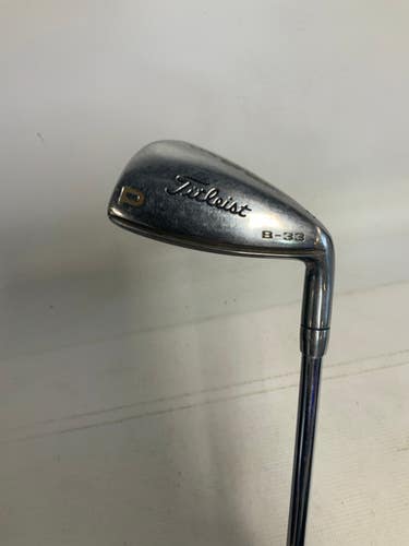 Used Titleist B-33 Golf Wedge Mens Rh Pitching Wedge 11823-s000031301
