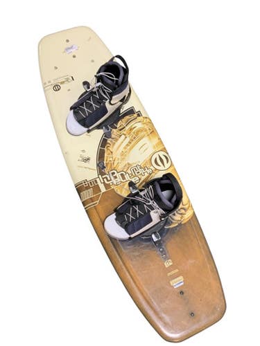 Used Hyperlite Motive 134 Wakeboard Almond 134 Cm 11823-s000034826