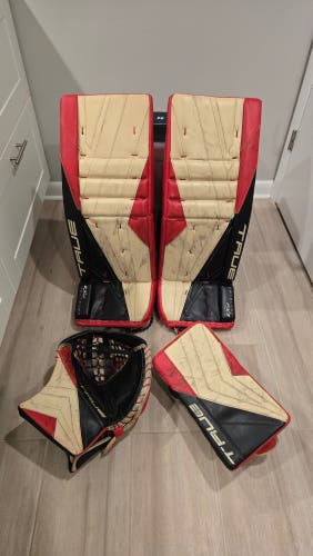 31 +2 True Catalyst Px3 Goalie Full Set (Used)
