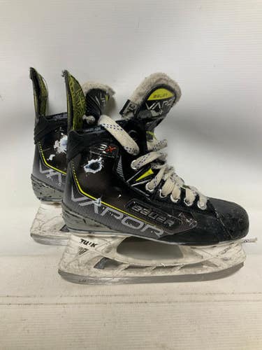 Used Bauer 3x Intermediate Hockey Skate Intermediate 3.5 11823-s000036096
