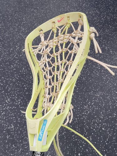 Used Nike Arise X Brine Shaft Wmn Atk Mid Complete Stick Yellow 11849-s000039181