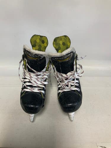 Used Bauer Supreme Ignite Pro 4ee Junior Hockey Skate Junior 04 11823-s000039458