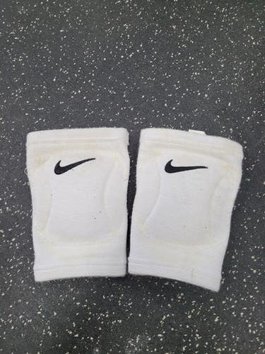 Used Nike Vb Knee Pads White 11849-s000037373