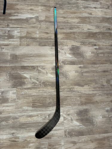 Junior Bauer Nexus Tracer Left Hand Hockey Stick P28 30 Flex (Used)