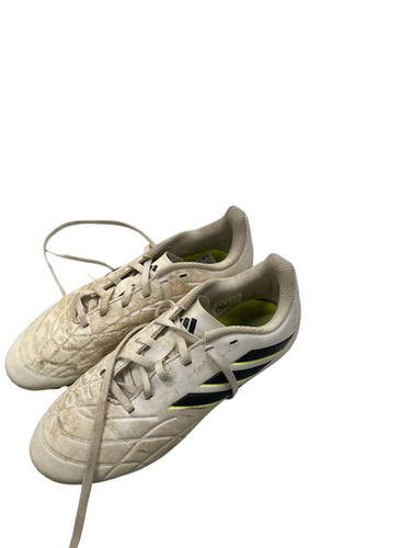 Used Adidas Soccer Cleats White Junior 04 11682-s000117615
