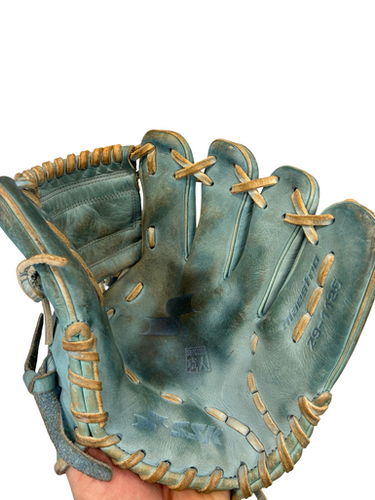 Used Ssk Z9 11.25 In Bb Sb Glove Rh Throw Carolina Blue 11 1 4" 11682-s000133384