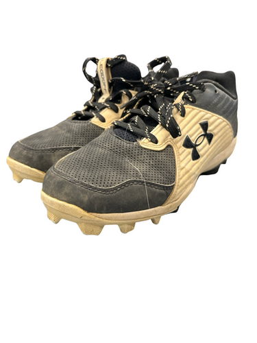 Used Under Armour Leadoff Bb Sb Cleats Black Junior 05 11682-s000112279