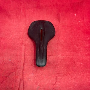 Cycling/ bicycle seat: bi on their Specialized Phenom mountain bike saddle