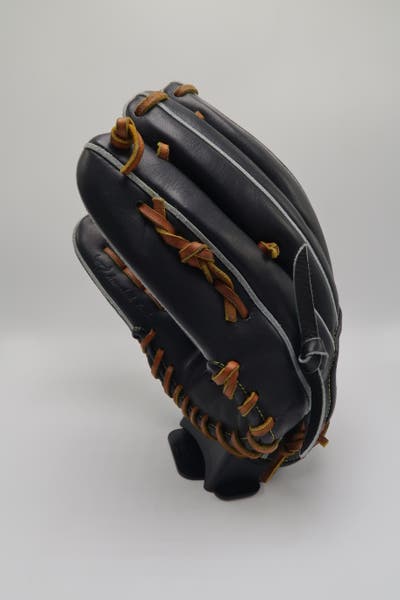 RARE Mizuno Pro Produced by SHISO HAGA 宍粟・波賀 Shiso Wagyu 11.5