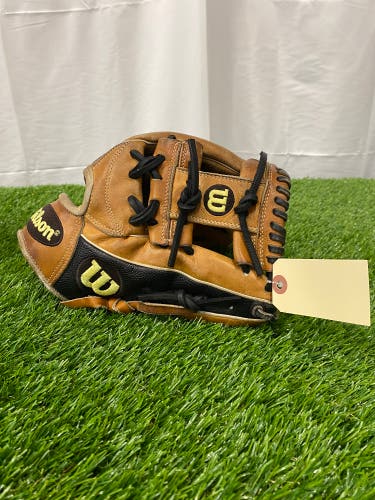 Wilson A2000 RH Baseball Glove | 11.75"