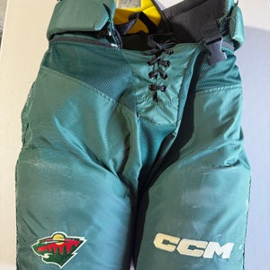 Wild Senior Large CCM HPTK Hockey Pants Pro Stock Large (Used) 48603